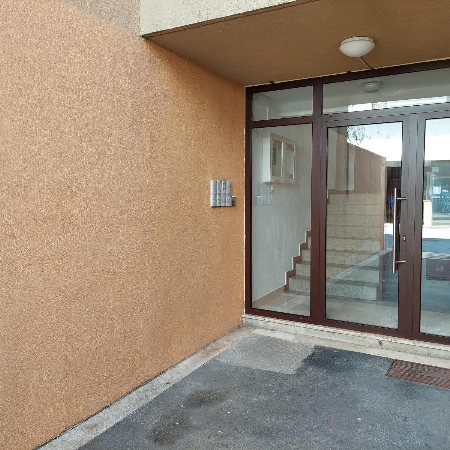 Nice And Modern Apartment Emili Split Exteriér fotografie